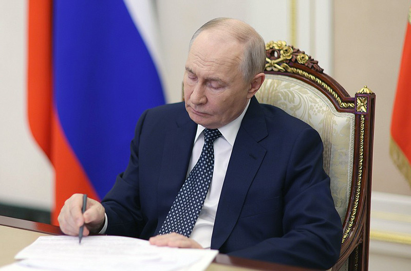 Владимир Путин
