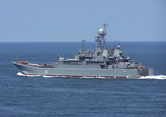 13 мая: День Черноморского флота ВМФ РФ, День конвоира и Всемирный день одуванчиков