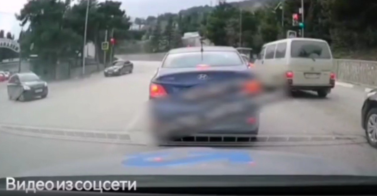 Водителя из Ялты привлекли к ответственности за грубое нарушение ПДД