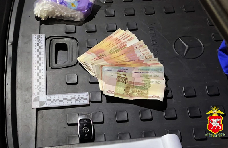 В Крыму будут судить троих жителей Татарстана — пособников дистанционных мошенников (ВИДЕО)