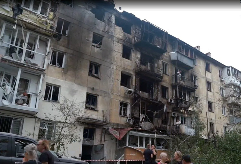 В пострадавшем после атаки БПЛА севастопольском доме на улице Героев подводников часть квартир уже подключили к газу