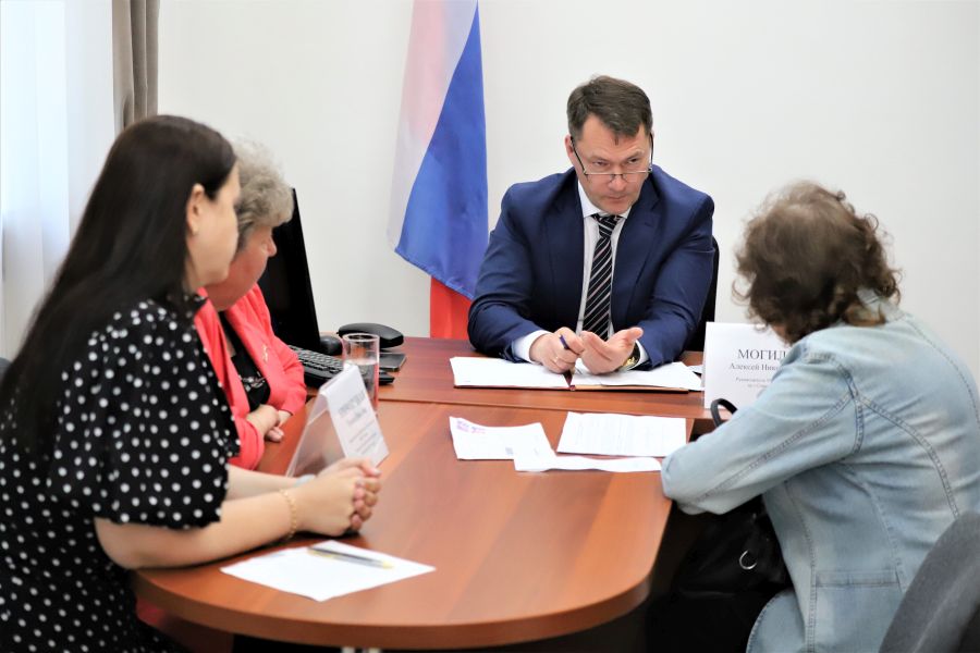 Руководитель УФНС России по г. Севастополю провел личный прием граждан (ФОТО)