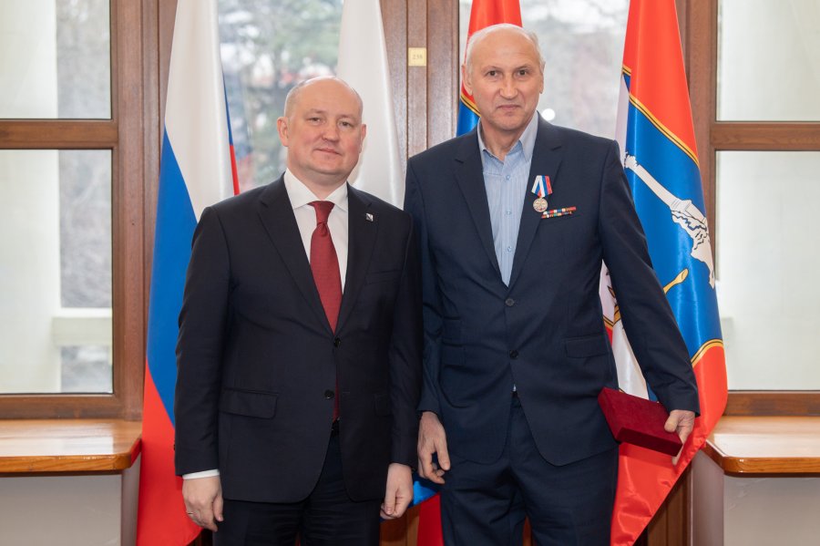 Севастопольцам, защищавшим город во время Русской весны, вручили памятные медали (ФОТО)