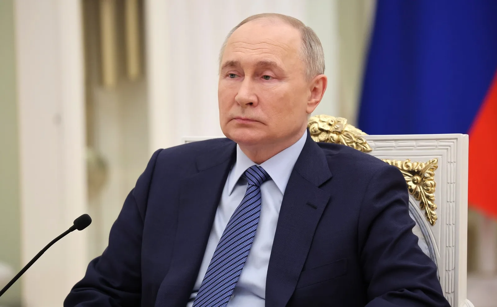 Владимир Путин выразил соболезнования семьям погибших при ракетной атаке на Севастополь