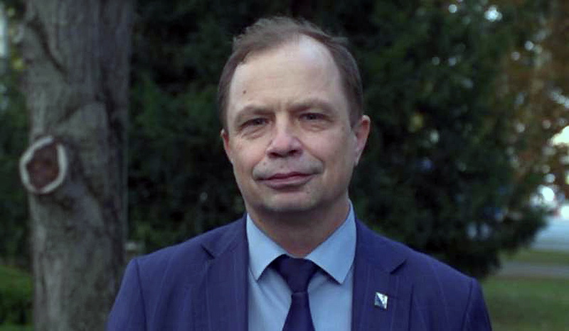 Кандидат в депутаты Заксобрания Севастополя Кулагин предпочитает на округе мягкие кресла?