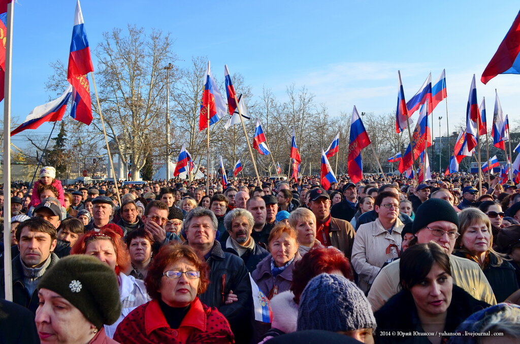 Накануне годовщины «Русской весны» россияне высказали свое отношение к этому событию