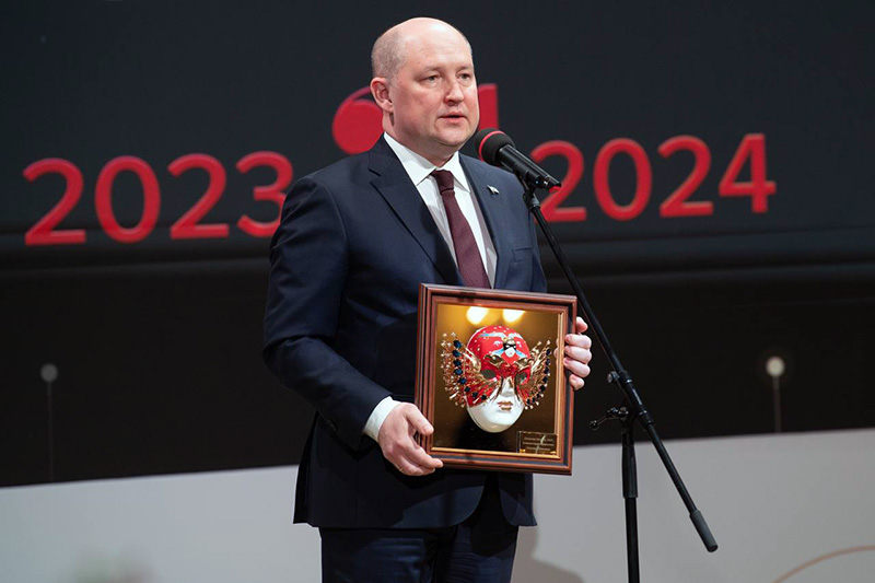 Михаил Развожаев стал лауреатом специальной премии «За поддержку театрального искусства России»