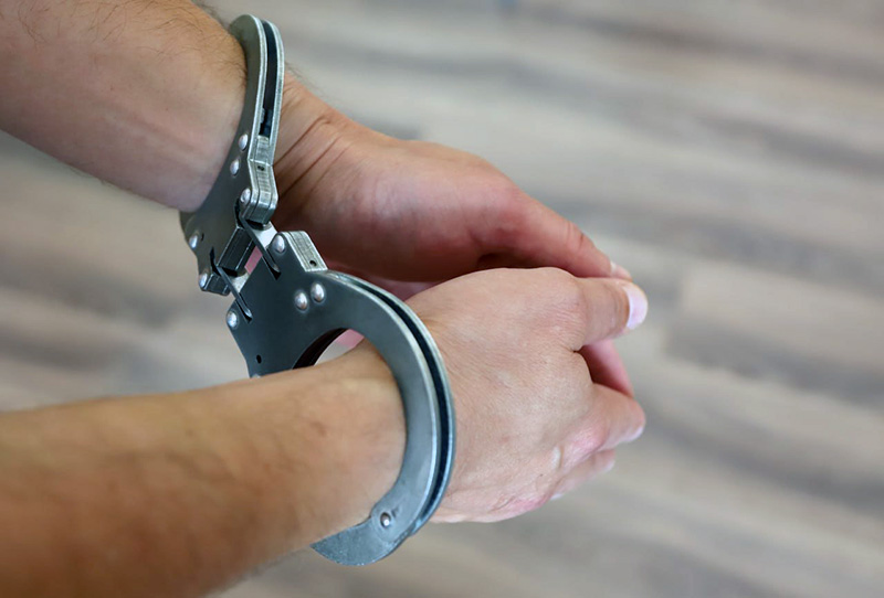 Севастополец угрожал убийством своей матери