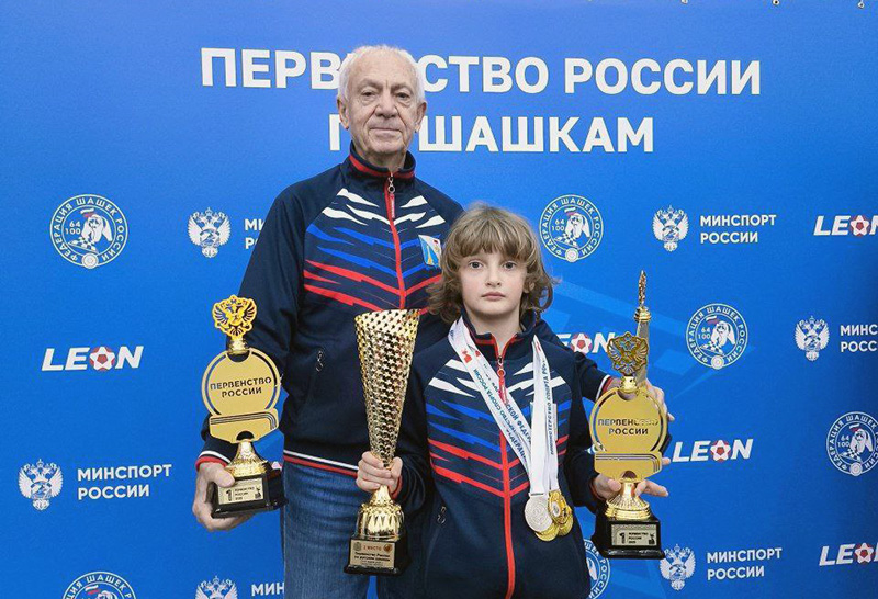 Севастополец Николай Краснов завоевал три «золота» первенства России по стоклеточным шашкам