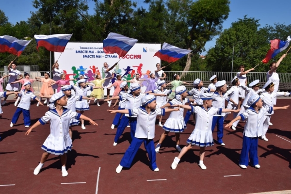 Конкурс танцевальных флешмобов прошел среди дошколят Севастополя (фото)