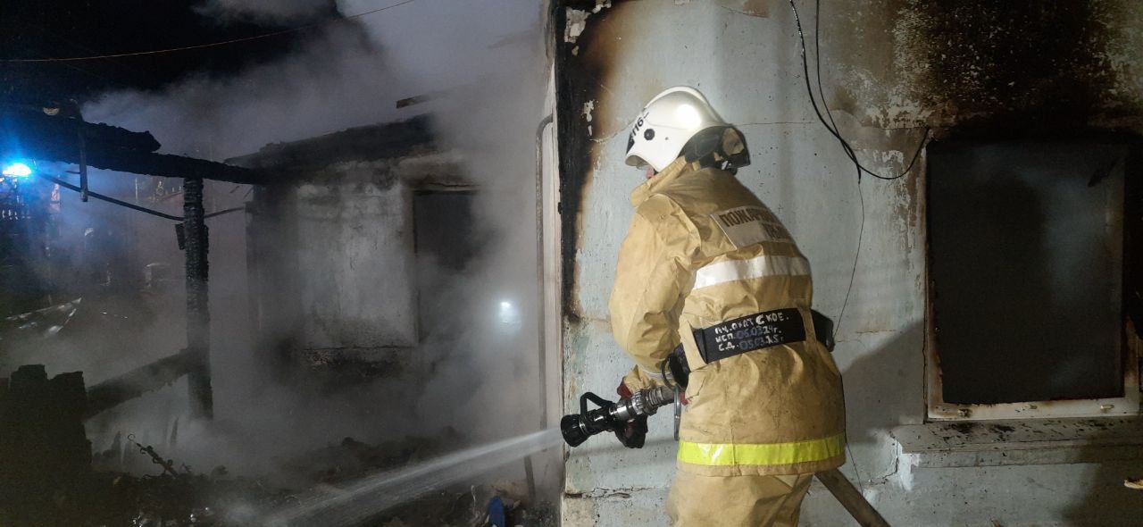 На пожаре в Нижнегорском районе погиб человек