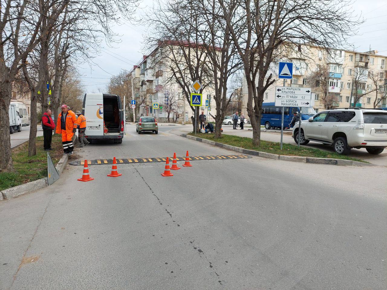 Три новых «лежачих полицейских» установили на дорогах Севастополя в марте