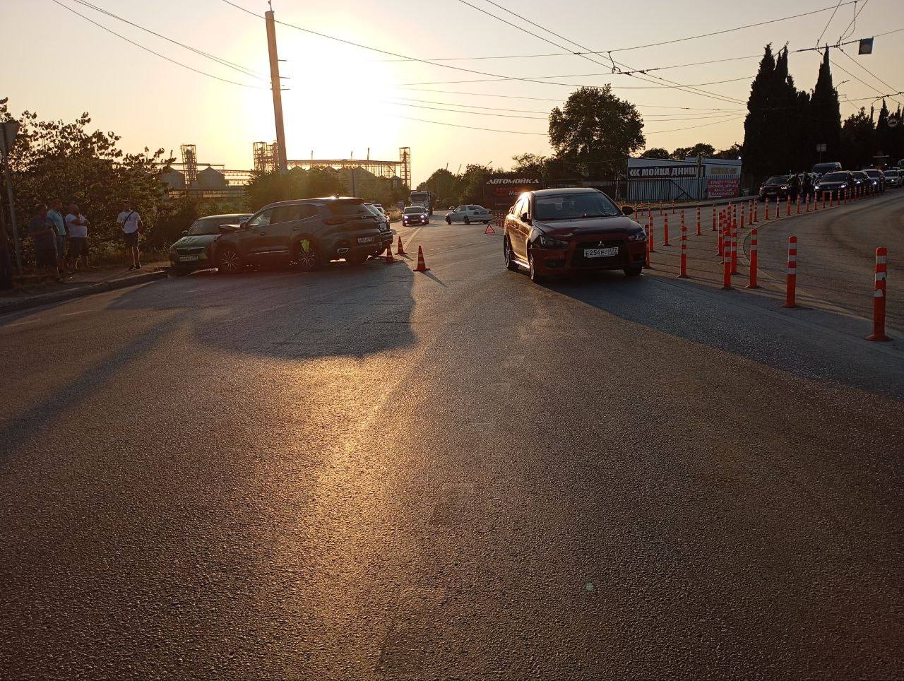 Проверку ДТП с участием четырех автомобилей в Севастополе взяла на контроль прокуратура