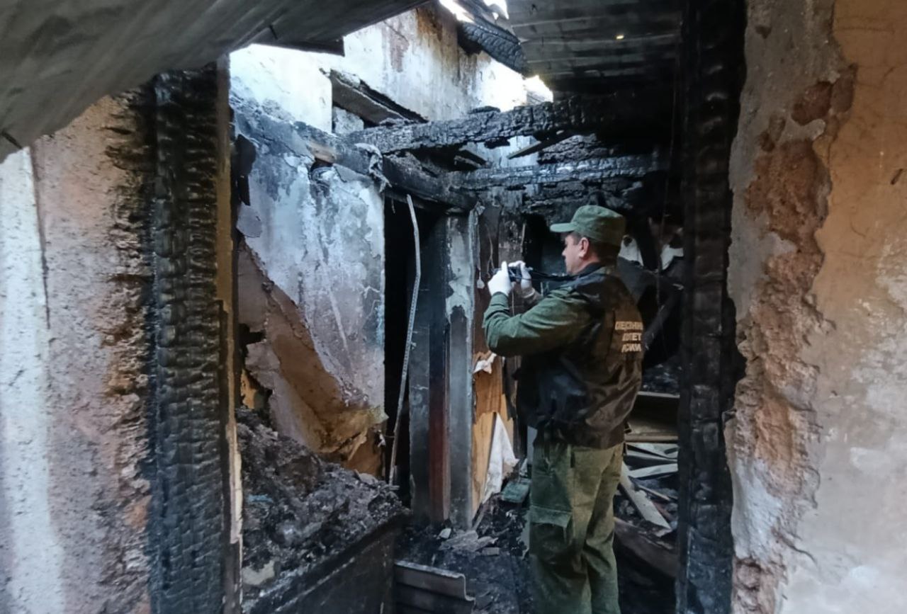 Две женщины погибли при пожаре в жилом доме в Саках