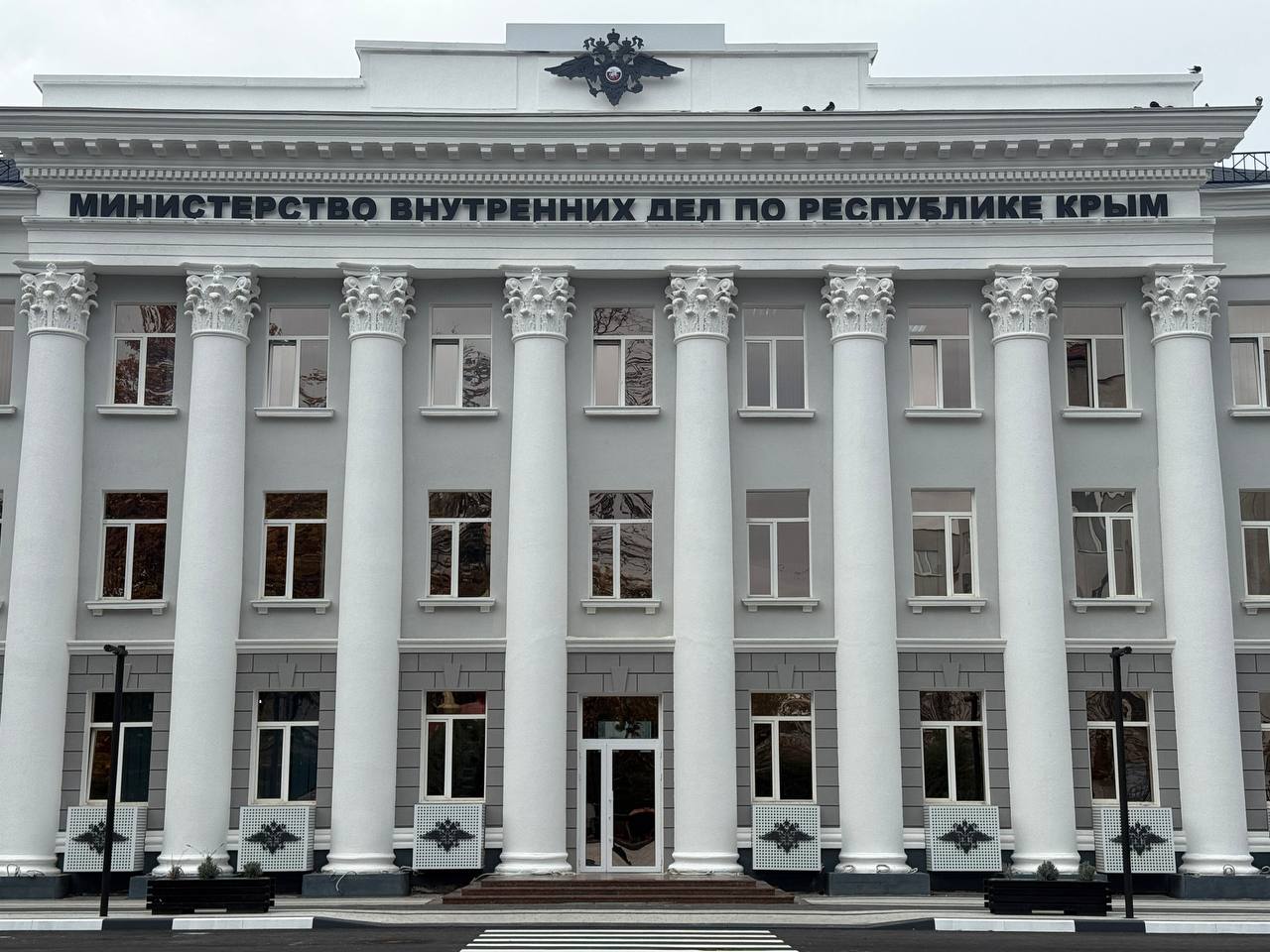 20-летнего крымчанина запугали «списком уклонистов» и потребовали 250 тысяч рублей и бутылку виски