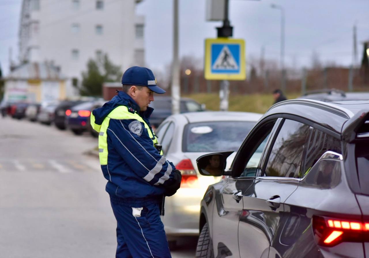 На дорогах Севастополя ловили неплательщиков
