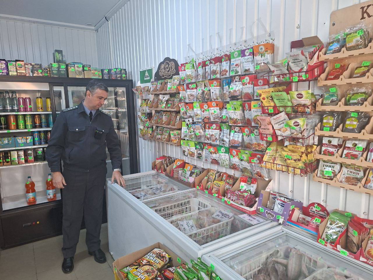 Более 140 кг небезопасной продукции обнаружили на ярмарке в Крыму