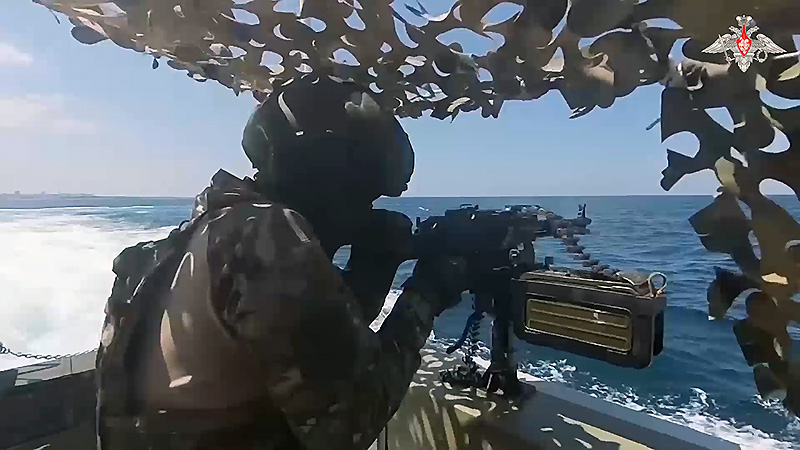 На ЧФ прошла тренировка по борьбе с подводными диверсантами и БЭКами (видео)