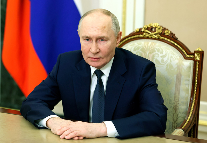 Владимир Путин поздравил военнослужащих и ветеранов Сил специальных операций с праздником