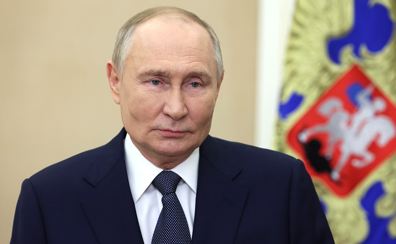 Владимир Путин поздравил медиков с профессиональным праздником