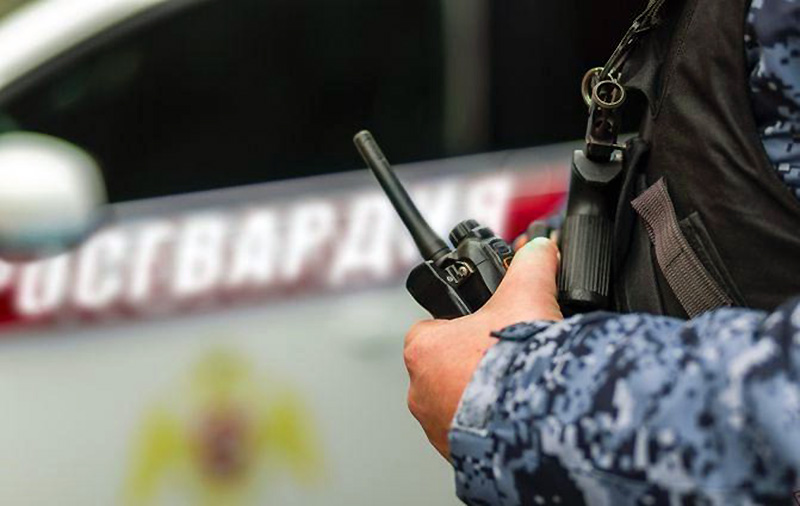 В Севастополе недовольный интервалами в движении пассажир напал на водителя