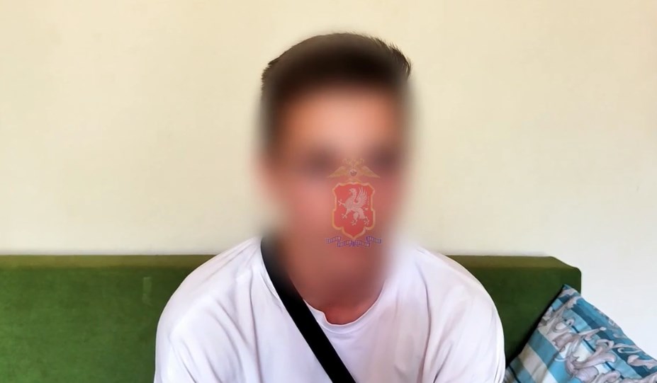 17-летнего юношу из Севастополя задержали за участие в мошеннической схеме (видео)