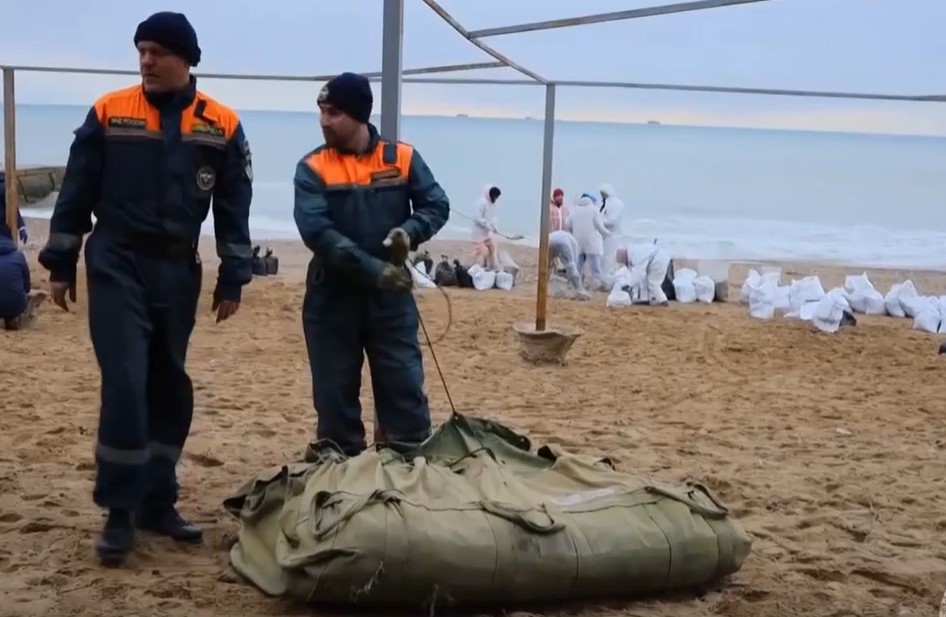 Специалисты обследовали 21 километр береговой линии Севастополя (ВИДЕО)