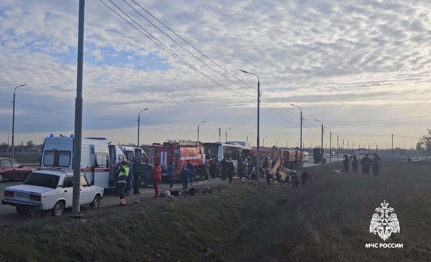 С записей камер рейсового автобуса установят причины смертельного ДТП под Симферополем
