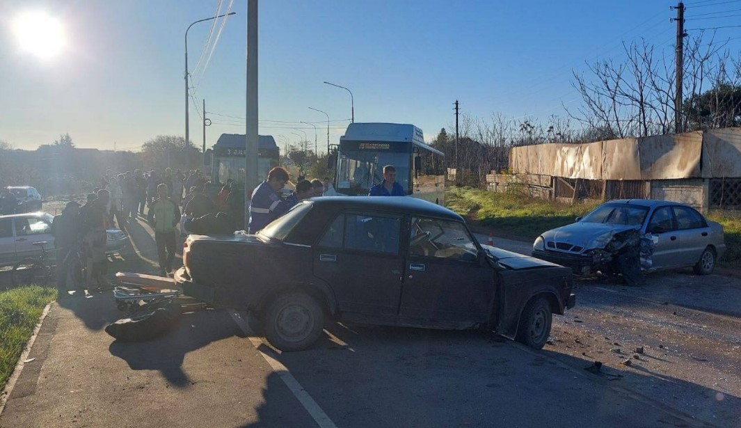 Шестилетняя девочка и двое взрослых пострадали в ДТП на Фиолентовском шоссе в Севастополе (ФОТО)