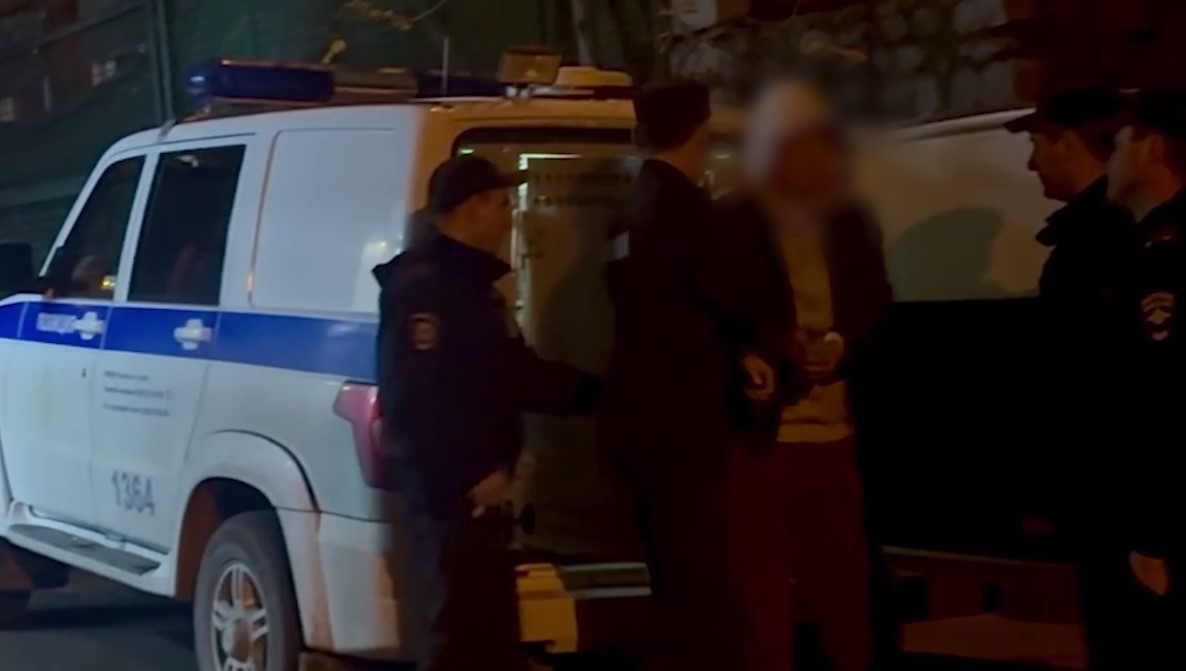 54-летний мужчина задержан за нападение с ножом на прохожих в Ялте