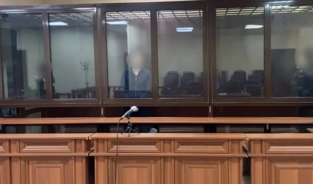 Крымчанин проведет 17 лет в колонии за денежные переводы в пользу ВСУ