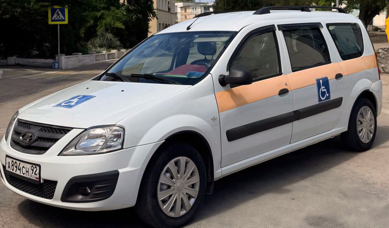 В Севастополе под требования «социального такси» подогнали легковушки
