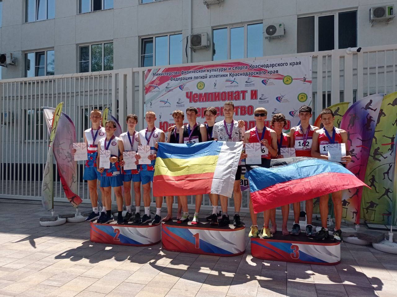 Севастопольские легкоатлеты везут медали с первенства и чемпионата ЮФО (ФОТО)