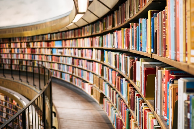 23 апреля: Всемирный день книг и авторского права, день настольного тенниса и Песах
