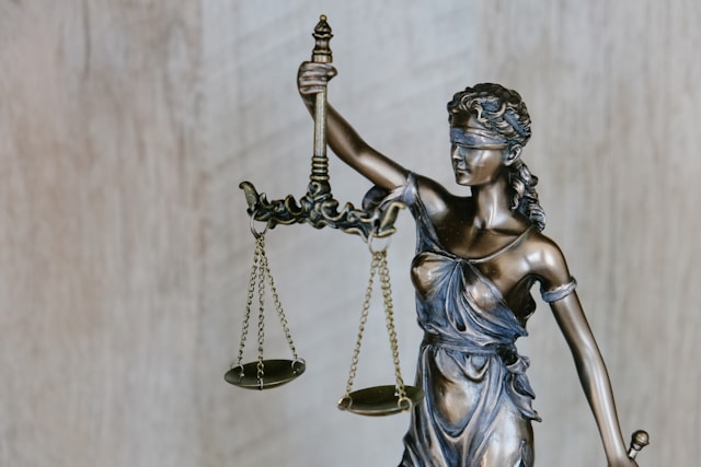 Инструктора севастопольской автошколы будут судить за покушение на мошенничество