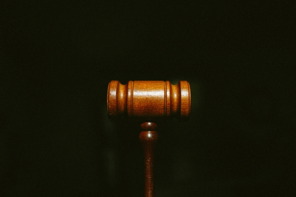 Директора севастопольской школы уволили из-за коррупционного правонарушения