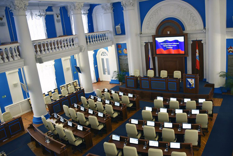 «Единороссы» Севастополя определились, кто пройдет в Заксобрание по списку